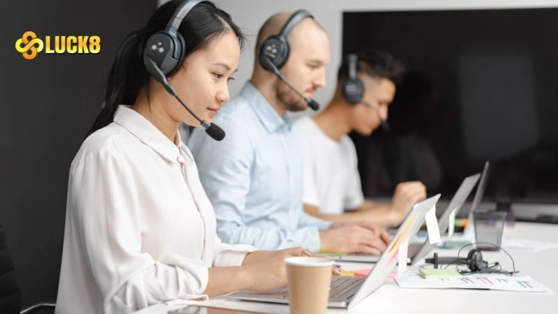 Bộ phận CSKH LUCK8 giải quyết những vấn đề gì?