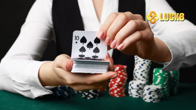 Chơi Baccarat LUCK8 có gì khác biệt so với các nhà cái khác?