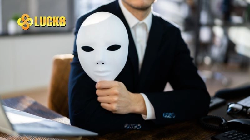 Hậu quả khi người chơi vào trang LUCK8 giả mạo
